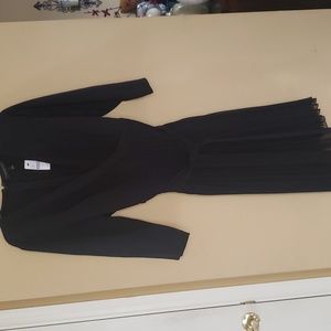 Laune Bryant size 16 V-neck cross belted black dress, zips in the back
